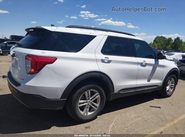 1FMSK8DH9PGA56212 2023 FORD EXPLORER Белый Вид задней части салона