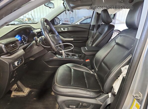 1FMSK8DHXLGC87291 2020 FORD EXPLORER Silver Front interior view