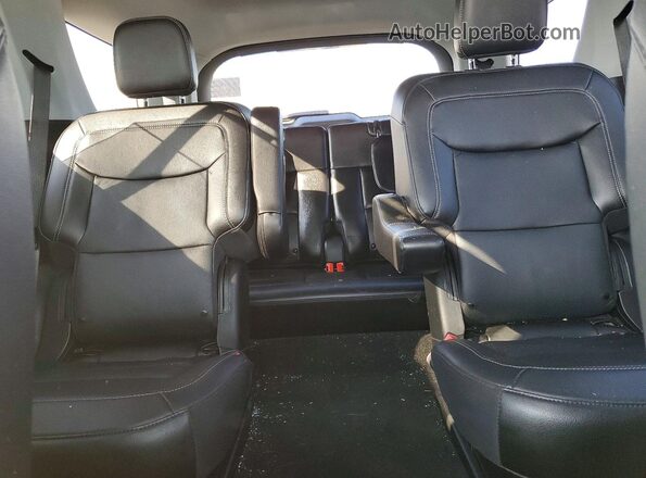 1FMSK8FH6NGA72040 2022 FORD EXPLORER White Հետևի նստատեղերի տեսք