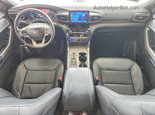 1FMSK8FH8RGA29633 2024 FORD EXPLORER Silver Widok deski rozdzielczej