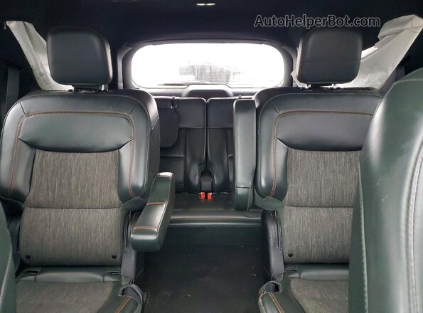 1FMSK8JH6NGA24903 2022 FORD EXPLORER Green Հետևի նստատեղերի տեսք