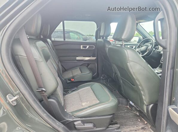1FMSK8JH9NGB91000 2022 FORD EXPLORER Green Widok wnętrza z tyłu