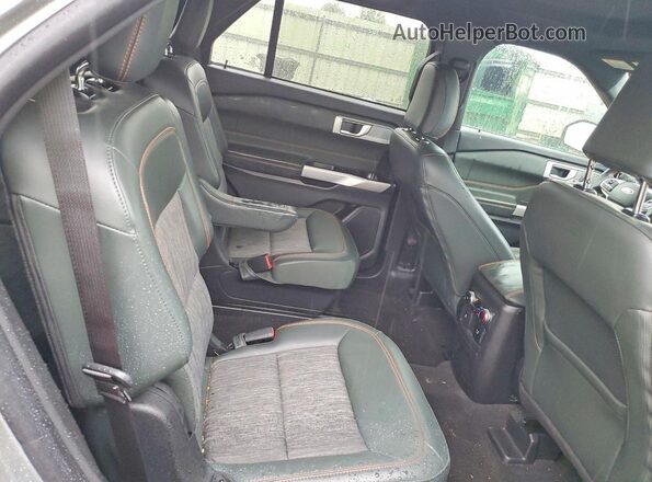 1FMSK8JH9RGA12444 2024 FORD EXPLORER Gray Rear interior view