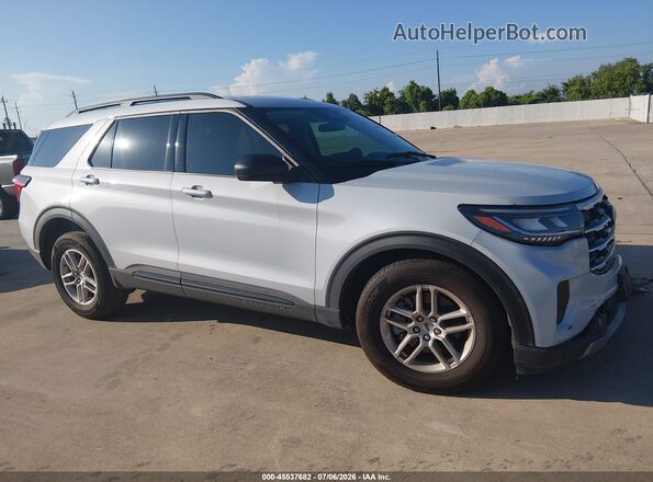 1FMUK7DH7TGA35680 2026 FORD EXPLORER White Vista interior trasera