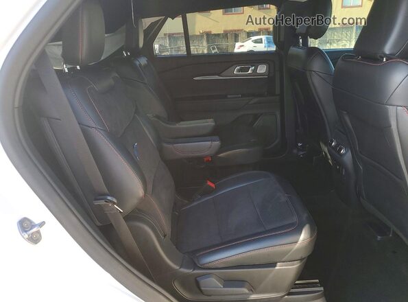 1FMWK7GC8SGB00804 2025 FORD EXPLORER White Սալոնի հետևի տեսք