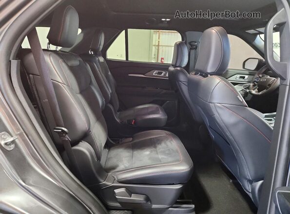1FMWK8GCXSGC58020 2025 FORD EXPLORER Gray Vista interior trasera