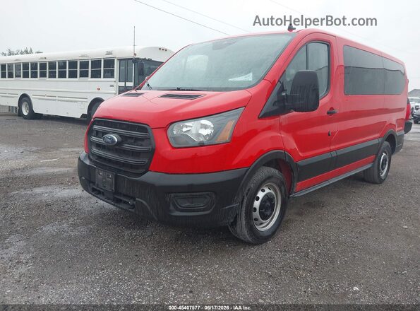 1FMZK1Y85LKB22990 2020 FORD TRANSIT-150 PASSENGER VAN Red Widok z przodu
