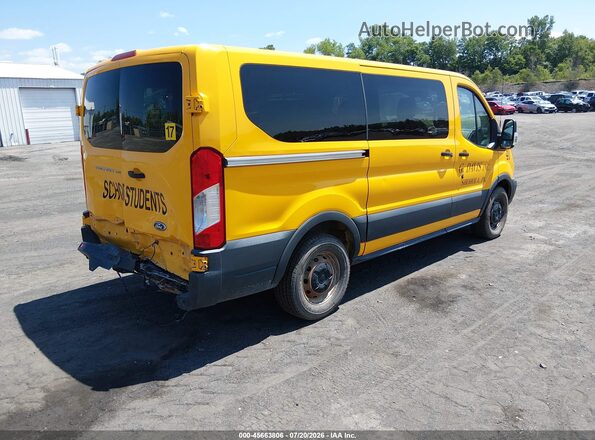 1FMZK1YM6HKA40268 2017 FORD TRANSIT-150 Желтый Задняя правая четверть