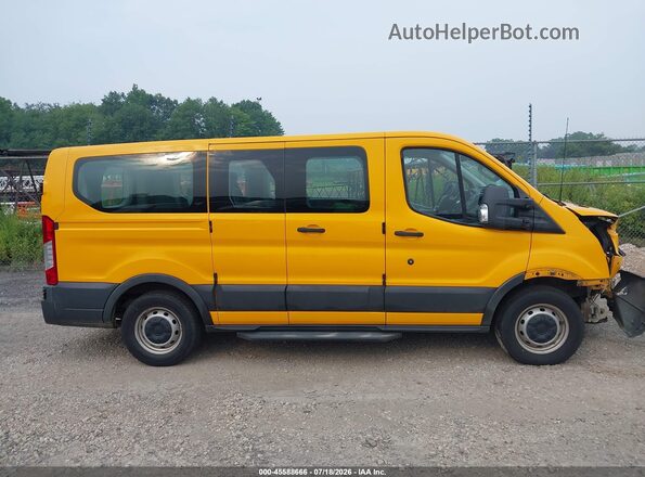 1FMZK1ZM1GKA29689 2016 FORD TRANSIT-150 Gray Вид задньої частини салону