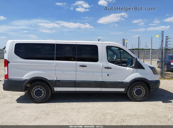 1FMZK1ZM1GKB00048 2016 FORD TRANSIT-150 White Vista interior de 360 grados