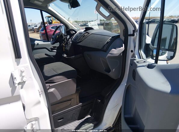 1FMZK1ZM3HKB05253 2017 FORD TRANSIT-150 White Սալոնի դիմացի տեսք