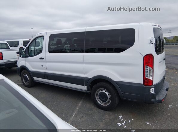 1FMZK1ZM5HKB05254 2017 FORD TRANSIT-150 White Սալոնի 360 աստիճան տեսք