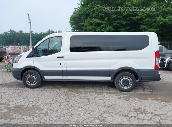 1FMZK1ZM8HKB26650 2017 FORD TRANSIT-150 White Vista interior de 360 grados