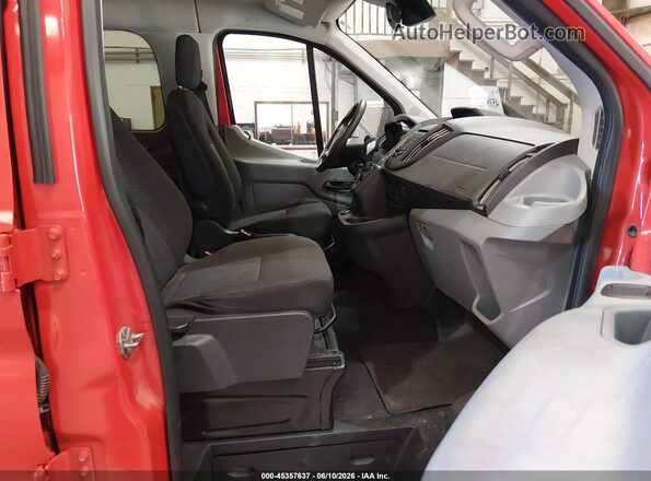 1FMZK1ZM8JKB42627 2018 FORD TRANSIT-150 Red Front interior view