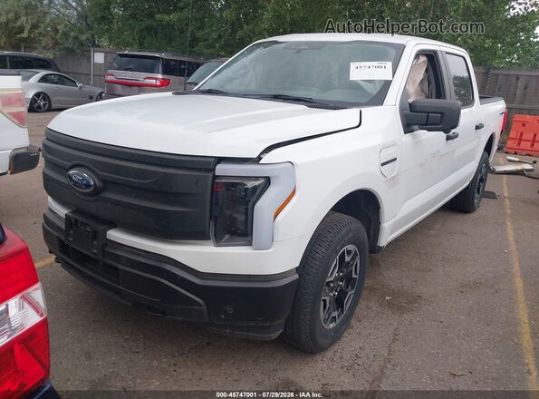 1FT6W1EV3PWG31786 2023 FORD F-150 LIGHTNING White Vista del cuadro de instrumentos