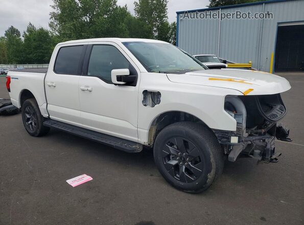 1FT6W1EV8PWG60037 2023 FORD F150 Белый Передняя правая четверть
