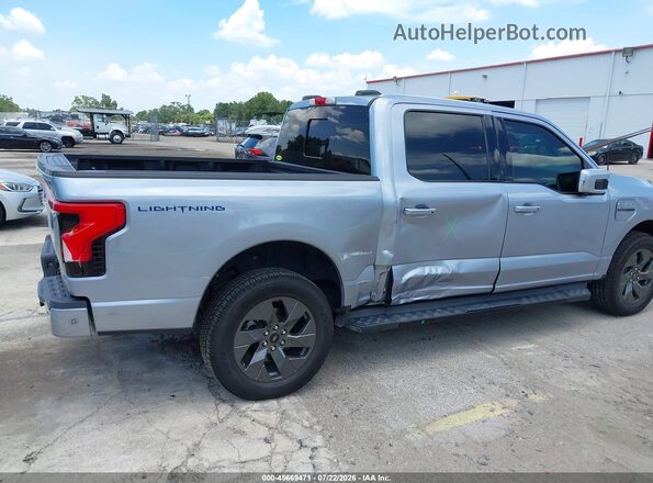 1FT6W1EV9NWG08042 2022 FORD F-150 LIGHTNING Silver წინა ხედი