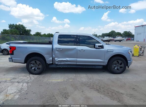 1FT6W1EV9NWG08042 2022 FORD F-150 LIGHTNING Silver უკანა სალონის ხედი