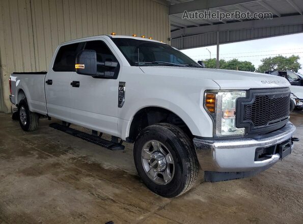 1FT7W2A68JEC87166 2018 FORD F250 White Front right
