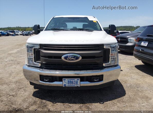 1FT7W2A6XJEC48711 2018 FORD F-250 White Սալոնի 360 աստիճան տեսք