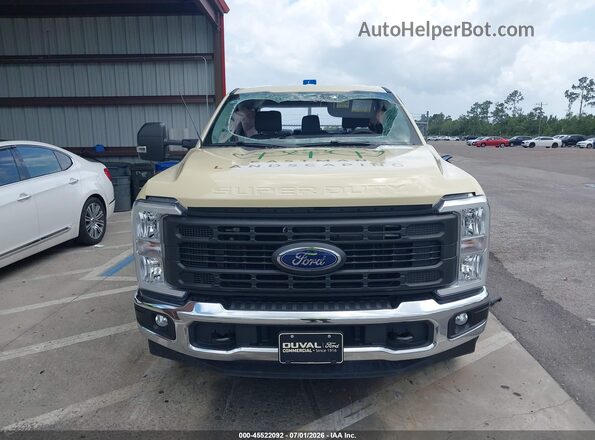 1FT7W2AAXSED85671 2025 FORD F-250 Yellow წინა პანელის ხედი