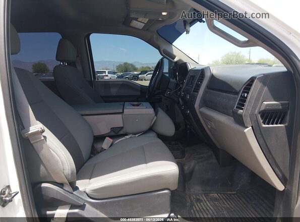 1FT7W2B60KEE75230 2019 FORD F-250 White Front interior view