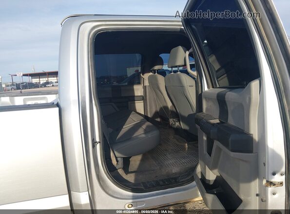 1FT7W2B61JEC69946 2018 FORD F-250 Серый Вид спереди