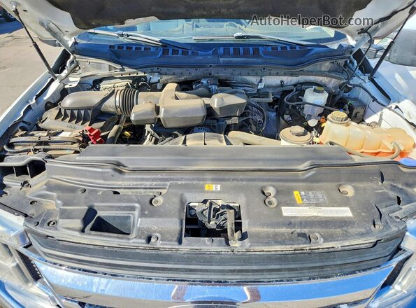 1FT7W2B62JEC89736 2018 FORD F250 White Widok wnętrza z tyłu