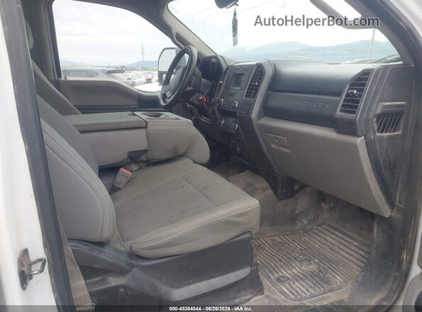 1FT7W2B62KEF03206 2019 FORD F-250 White Սալոնի դիմացի տեսք