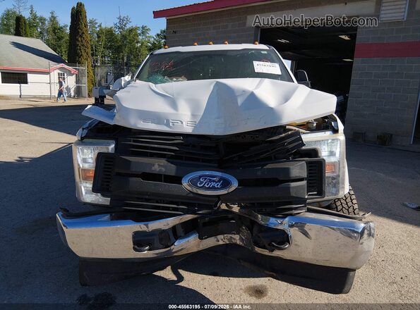 1FT7W2B63HEF04017 2017 FORD F-250 White Vista interior trasera