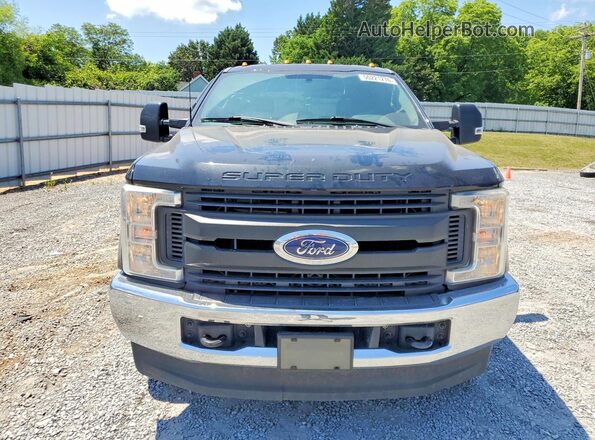 1FT7W2B63HEF09458 2017 FORD F250 Black Widok z przodu