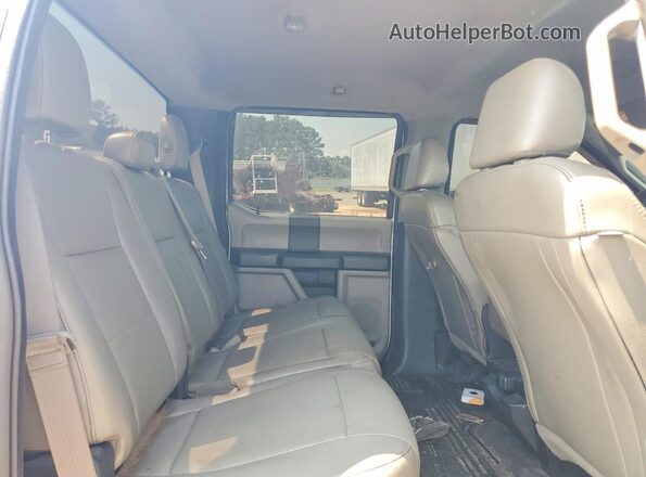 1FT7W2B63HEF24753 2017 FORD F250 White Vista de los asientos traseros