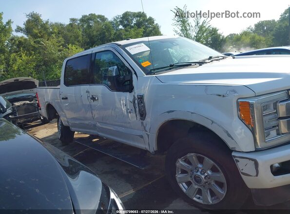 1FT7W2B63JEB63157 2018 FORD F-250 White 