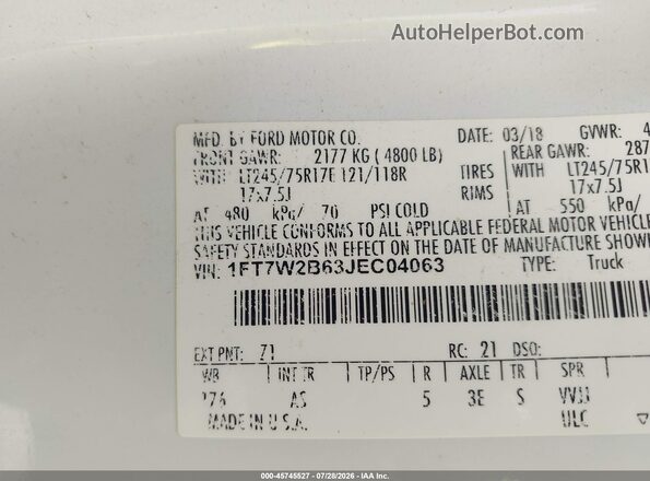 1FT7W2B63JEC04063 2018 FORD F-250 Белый Вид подкапотного пространства