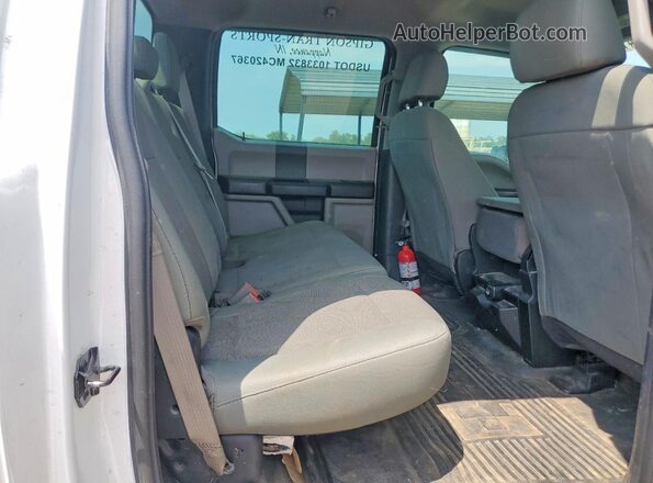 1FT7W2B64HEF51685 2017 FORD F250 Белый Вид задних сидений
