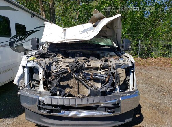 1FT7W2B64NEE45782 2022 FORD F250 White Widok z przodu