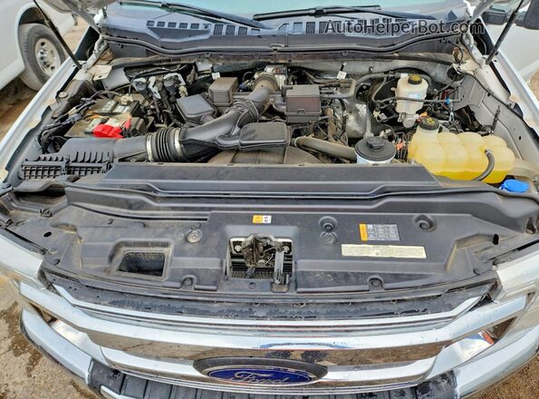 1FT7W2B64NEE46396 2022 FORD F250 White Սալոնի հետևի տեսք