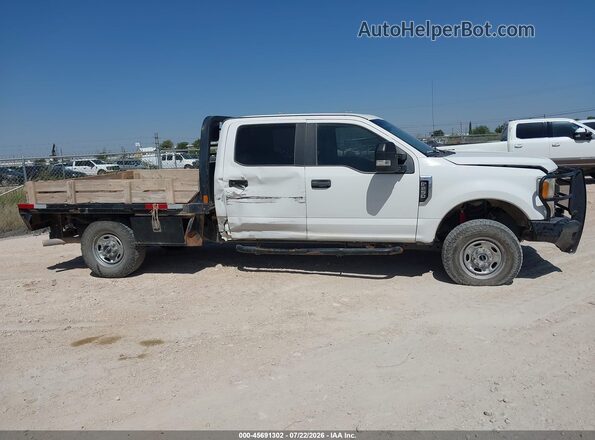 1FT7W2B65HED94636 2017 FORD F-250 Белый Панорамный вид салона 360°
