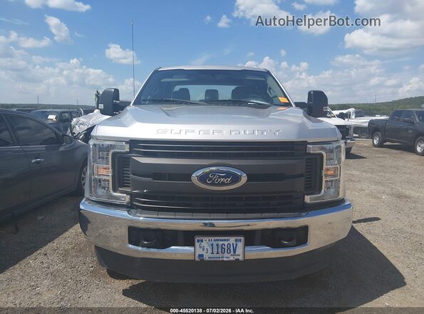 1FT7W2B65JEC83817 2018 FORD F-250 Silver 