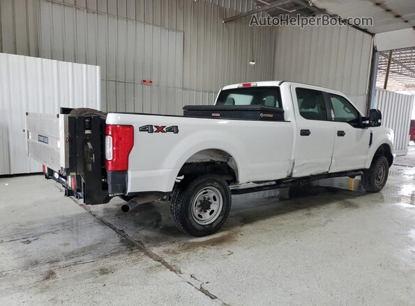 1FT7W2B65JED06271 2018 FORD F250 White Սալոնի 360 աստիճան տեսք