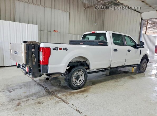 1FT7W2B65JED06271 2018 FORD F250 White Հետևի աջ