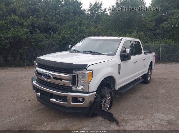 1FT7W2B66HEF05050 2017 FORD F-250 White წინა მარცხენა ხედი სამი მეოთხედიდან