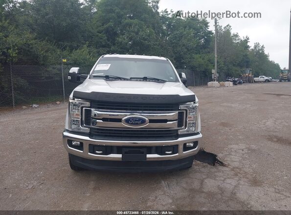 1FT7W2B66HEF05050 2017 FORD F-250 White ხელსაწყოთა პანელის ხედი
