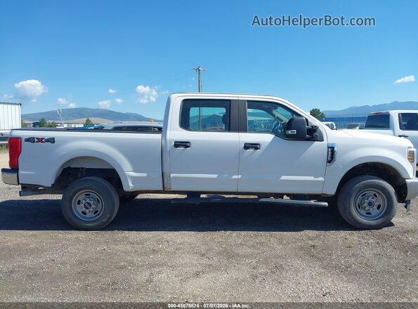1FT7W2B66KEF03208 2019 FORD F-250 White 360 interior view