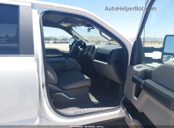 1FT7W2B66NEC71486 2022 FORD F-250 White წინა სალონის ხედი
