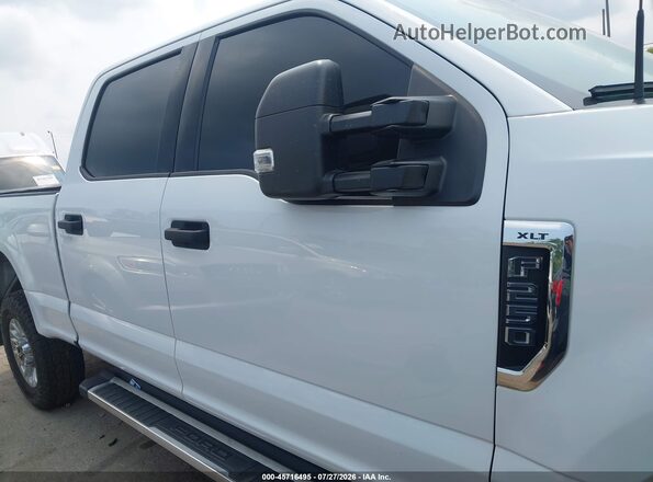 1FT7W2B68NEE53321 2022 FORD F-250 Белый Вид задней части салона