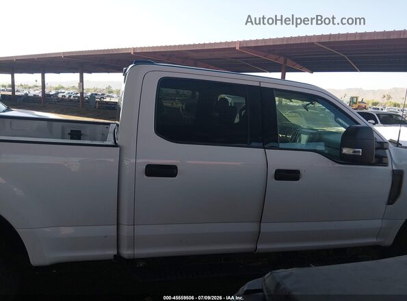 1FT7W2B68NEF60031 2022 FORD F-250 White Widok wnętrza z tyłu
