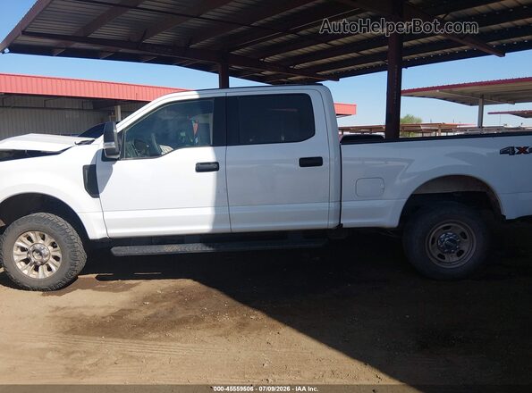 1FT7W2B68NEF60031 2022 FORD F-250 White Widok wnętrza 360 stopni