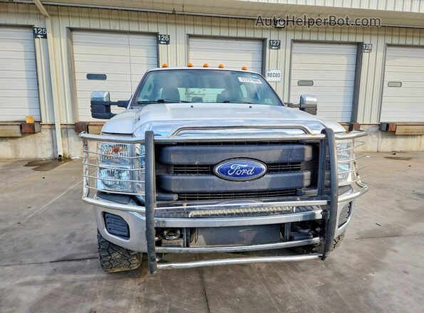 1FT7W2B69GEA26345 2016 FORD F250 White Widok z przodu