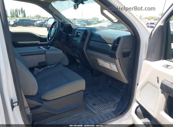 1FT7W2B69HED73014 2017 FORD F-250 White Вид салону спереду
